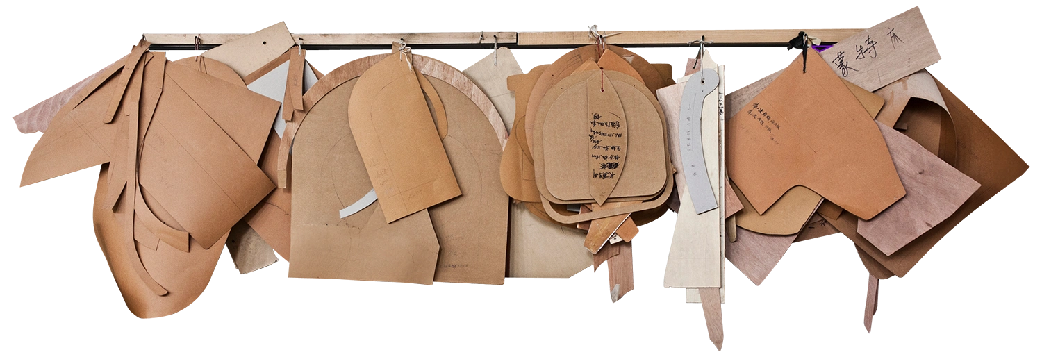 Material acoustics and layout expansion